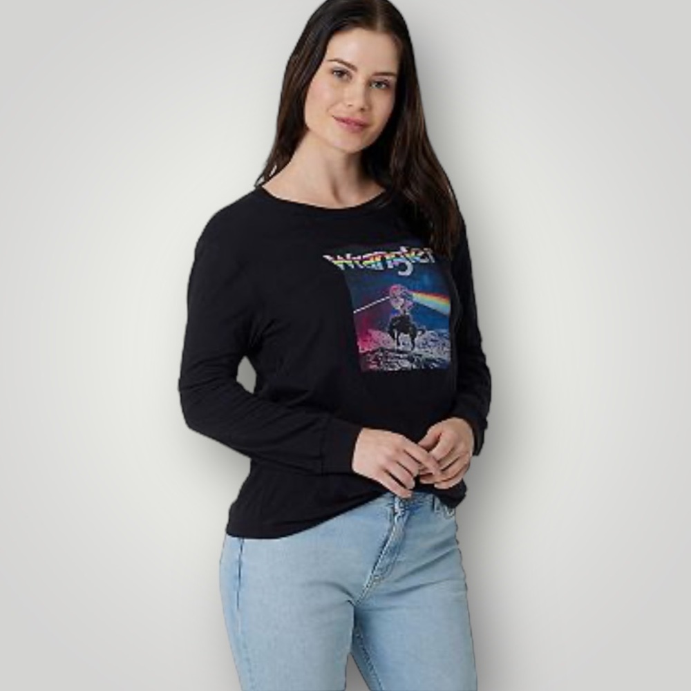 Wrangler Women’s Boyfriend Long Sleeve Graphic Tee Size M